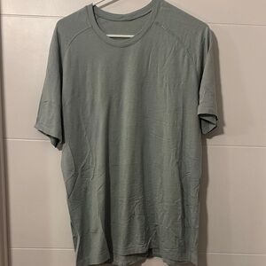 Men’s Lulu Lemon Metal Vent Tech Short Sleeve Shirt